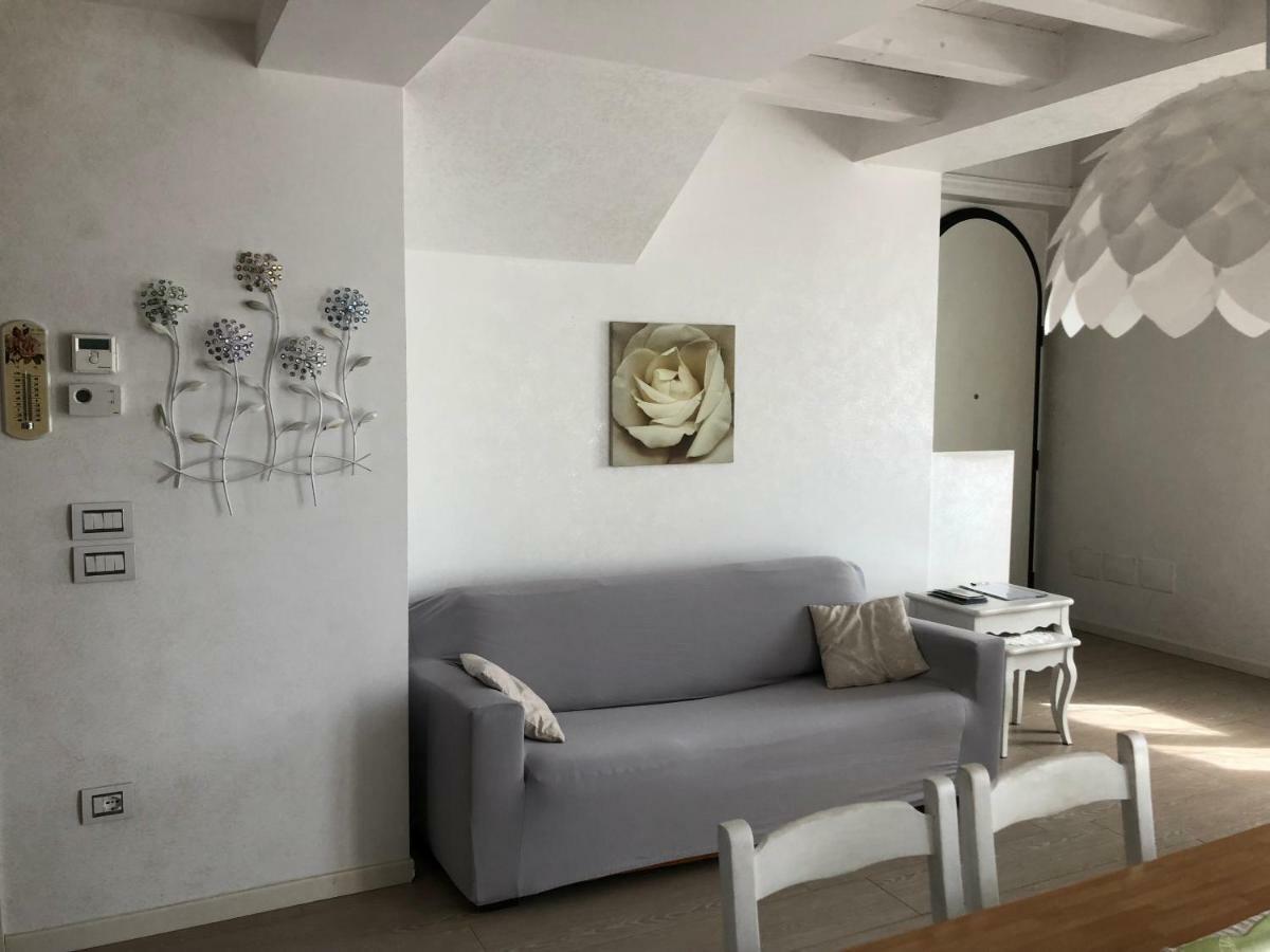 Appartamenti Agli Ulivi Peschiera del Garda Eksteriør bilde