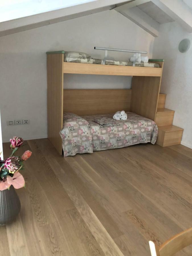 Appartamenti Agli Ulivi Peschiera del Garda Eksteriør bilde